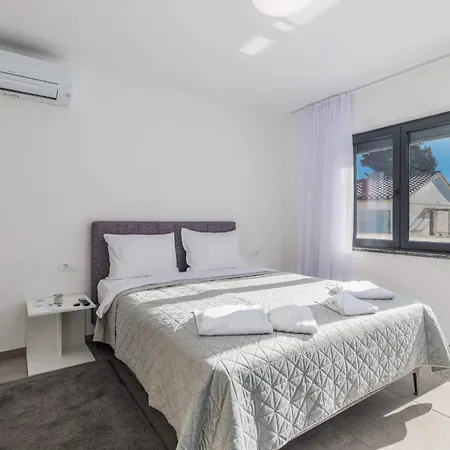 Era Apartmán *